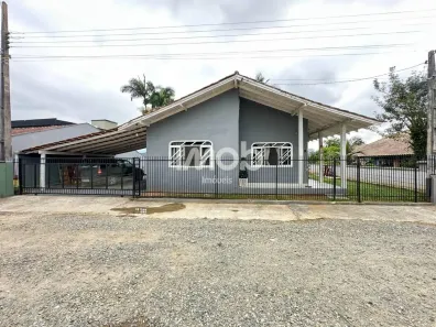Casa com 3 Quartos à venda, 130m² no Escolinha, Guaramirim