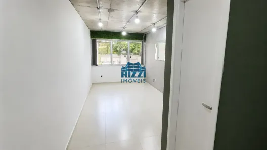 Sala Comercial à venda, 24m² no Pechincha, Rio de Janeiro