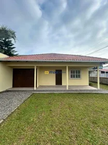 Casa com 5 Quartos para alugar, 200m² no Centro, Navegantes