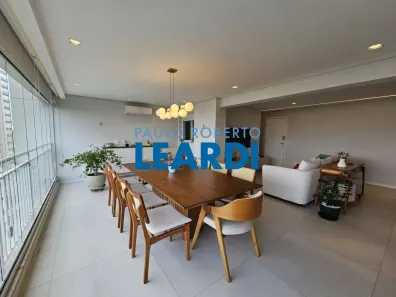 Apartamento com 4 Quartos à venda, 136m² no Vila Anastácio, São Paulo