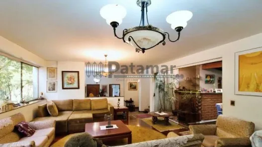 Sobrado com 5 Quartos à venda, 600m² no Jardim Leonor, São Paulo