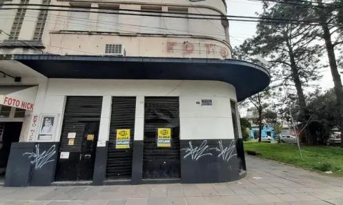 Sala Comercial para alugar, 75m² no Passo da Areia, Porto Alegre