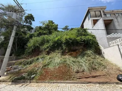 Lote/Terreno à venda, 455m² no Charitas, Niterói