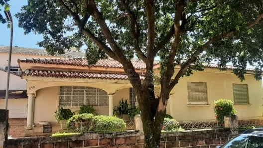 Casa com 4 Quartos à venda, 285m² no Centro, Araraquara