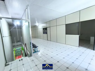 Sala Comercial para alugar, 120m² no Centro, Manaus