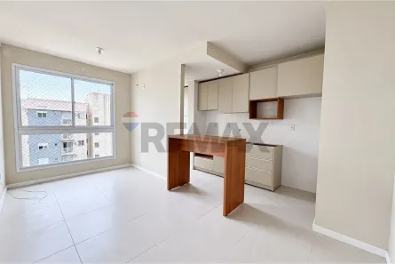 Apartamento com 2 Quartos para alugar, 49m² no Nossa Senhora Medianeira, Santa Maria