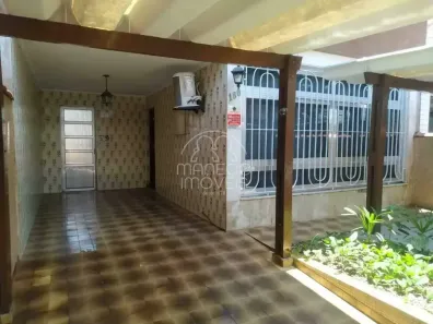 Sobrado com 4 Quartos para alugar, 200m² no Embaré, Santos