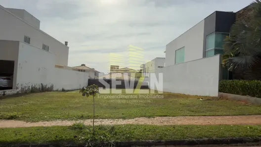 Lote/Terreno à venda, 450m² no Residencial Lago Sul, Bauru