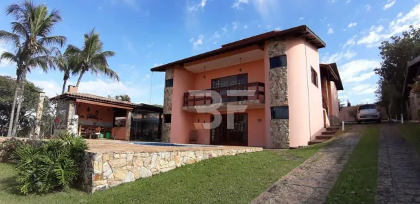 Fazenda/Sítio com 3 Quartos à venda, 241m² no Terras de Itaici, Indaiatuba