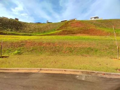 Lote/Terreno à venda, 683m² no São Pedro, Juiz de Fora