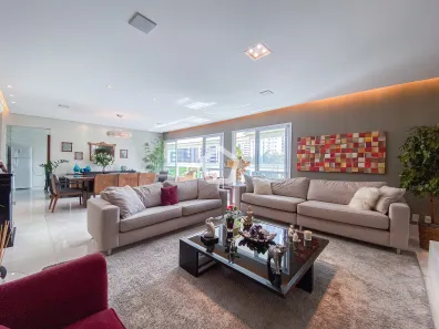 Apartamento com 6 Quartos à venda, 240m² no Cidade Monções, São Paulo