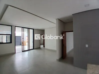 Casa com 3 Quartos à venda, 150m² no Universitário, Montes Claros