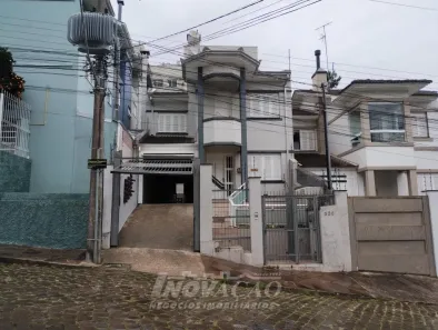 Sobrado com 3 Quartos à venda, 184m² no Vinhedos, Caxias do Sul