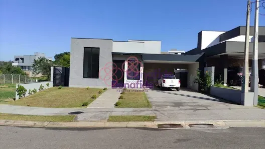 Casa com 4 Quartos à venda, 300m² no Aglomeração Urbana de Jundiaí, Louveira