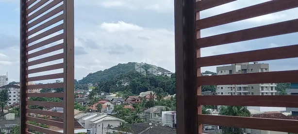 Apartamento com 3 Quartos à venda, 171m² no Santo Antônio, Joinville