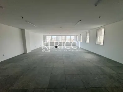Sala Comercial à venda, 138m² no Gonzaga, Santos