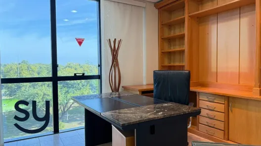 Sala Comercial à venda, 80m² no Praia de Belas, Porto Alegre