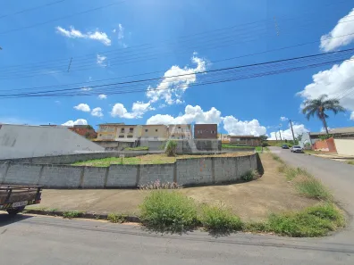 Lote/Terreno à venda, 670m² no Jardim Primavera, Bragança Paulista