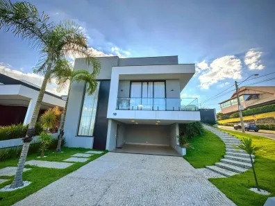 Casa de Condomínio com 3 Quartos para alugar, 275m² no Swiss Park, Campinas