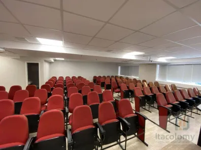 Prédio Comercial para venda ou aluguel, 300m² no Dezoito do Forte Empresarial/Alphaville., Barueri