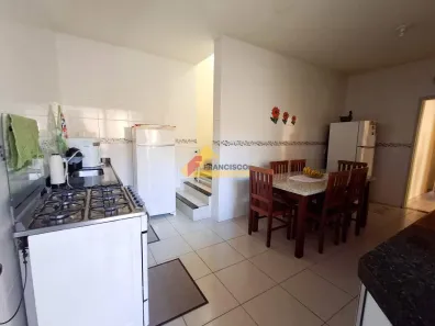 Casa com 4 Quartos à venda, 300m² no São José, Divinópolis