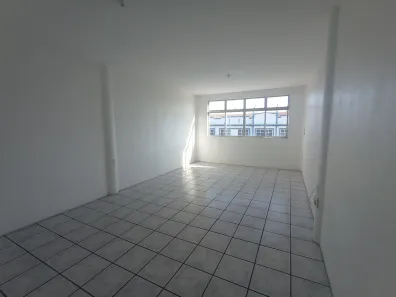 Sala Comercial para alugar, 36m² no Joaquim Távora, Fortaleza