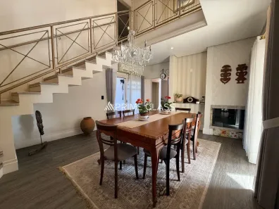 Sobrado com 5 Quartos à venda, 242m² no Marechal Rondon, Canoas