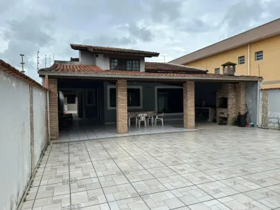 Casa com 2 Quartos à venda, 141m² no Chácara Glória, Itanhaém