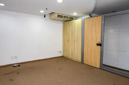 Ponto Comercial para alugar, 31m² no Alphaville Industrial, Barueri