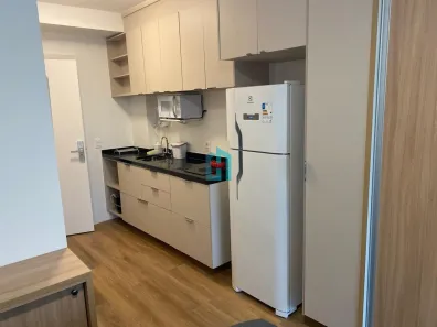Apartamento com 1 Quarto para alugar, 31m² no Jardim das Acácias, São Paulo