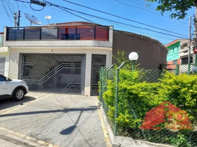 Sobrado com 3 Quartos à venda, 200m² no Vila Nhocune, São Paulo