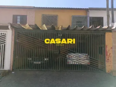 Sobrado com 3 Quartos à venda, 180m² no Jardim Telles de Menezes, Santo André