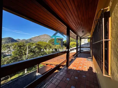 Casa com 3 Quartos à venda, 131m² no Tijuca, Teresópolis