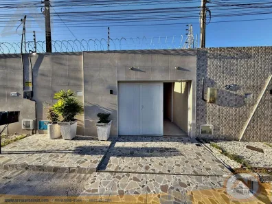 Casa com 3 Quartos à venda, 160m² no Lagoa Redonda, Fortaleza