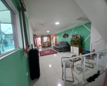 Sobrado com 3 Quartos à venda, 172m² no Parque São Vicente, Mauá