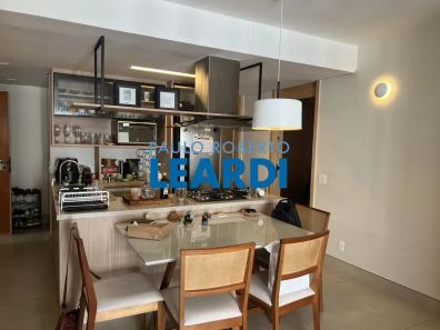 Flat com 2 Quartos à venda, 72m² no Jardim Paulista, São Paulo
