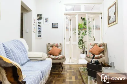 Apartamento com 2 Quartos à venda, 57m² no Petrópolis, Porto Alegre