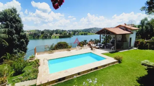 Fazenda/Sítio com 6 Quartos à venda, 2156m² no Centro, Igaratá