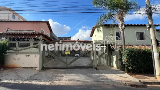 Casa com 2 Quartos à venda, 128m² no Arvoredo 2ª Seção, Contagem