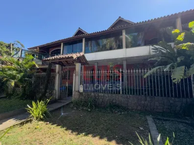 Casa de Condomínio com 5 Quartos à venda, 400m² no Itaipu, Niterói