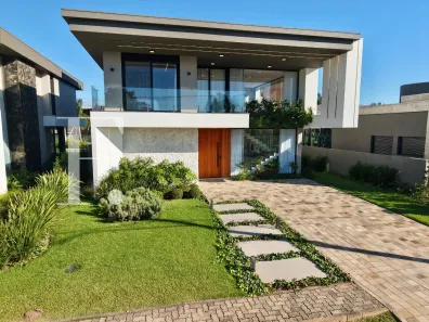 Sobrado com 5 Quartos à venda, 417m² no , Capão da Canoa