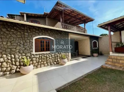 Casa com 4 Quartos à venda, 250m² no Eldorado, Contagem