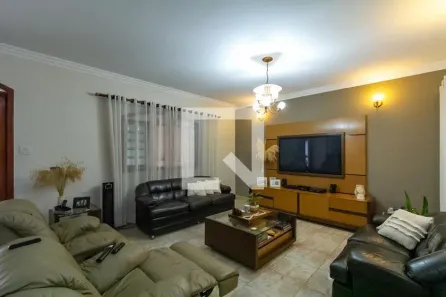 Casa com 3 Quartos à venda, 310m² no Independência, São Bernardo do Campo