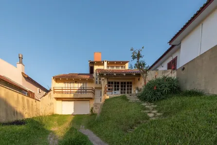 Casa com 4 Quartos à venda, 250m² no Camaquã, Porto Alegre
