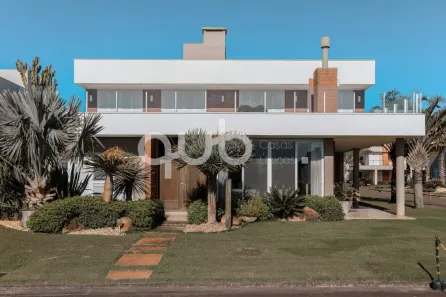 Sobrado com 4 Quartos à venda, 460m² no Maristela, Xangri-lá