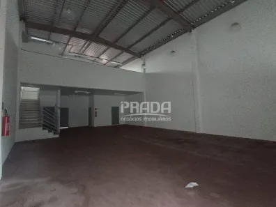 Galpão/Depósito/Armazém para alugar, 272m² no Jardim Patrícia, Uberlândia