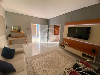 Casa com 2 Quartos à venda, 250m² no Cristo Rei, Várzea Grande