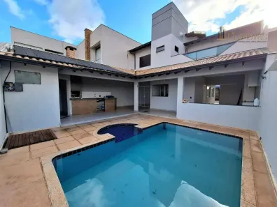 Casa de Condomínio com 4 Quartos à venda, 220m² no Bandeirantes, Londrina