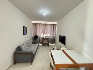 Apartamento com 3 Quartos para alugar, 75m² no Alto Umuarama, Uberlândia