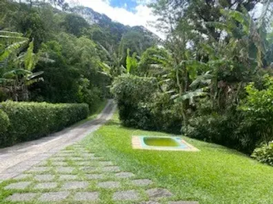 Casa com 3 Quartos à venda, 210m² no Castelanea, Petrópolis